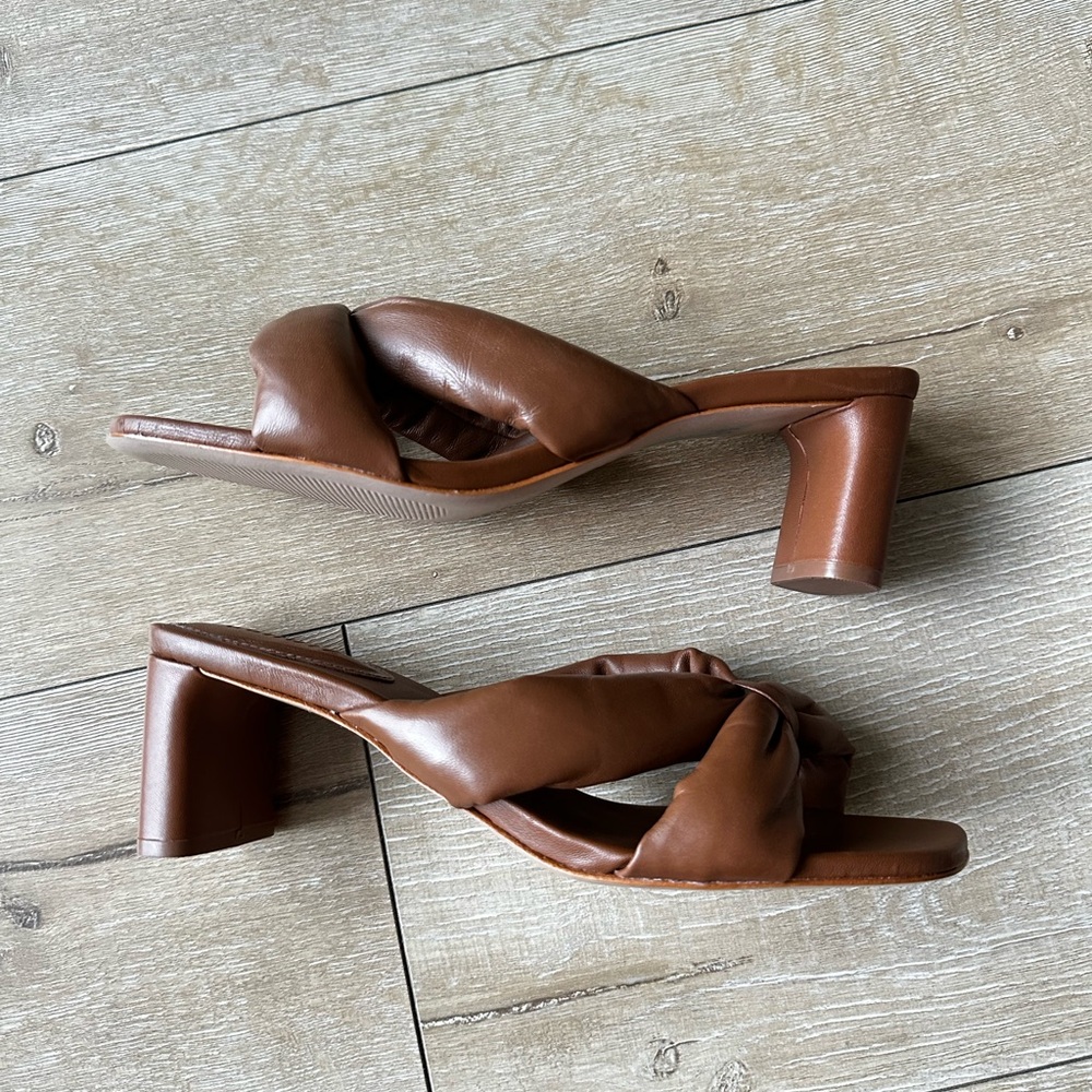 Schutz Fairy Mid Nappa Leather Sandal - Picture 9 of 12